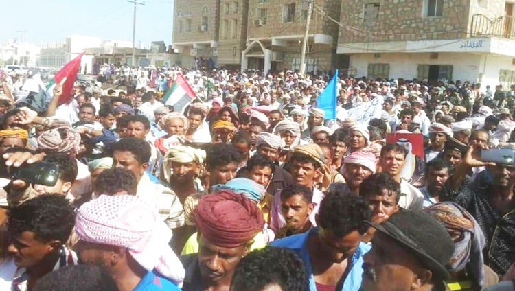الإمارات: لا مطامع في اليمن وجهودنا لاستقراره