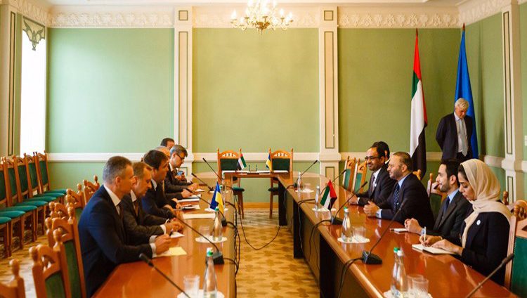 قرقاش يترأس الاجتماع الوزاري للجنة المشتركة بين الإمارات وأوكرانيا
