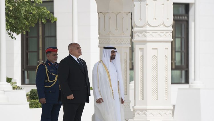 محمد بن زايد: الإمارات تبني جسور التواصل مع الدول الصديقة وفق مبادئ التسامح والانفتاح