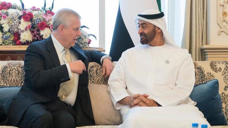 محمد بن زايد يستقبل الأمير أندرو دوق يورك