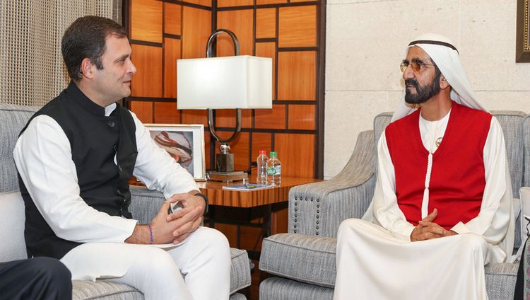 محمد بن راشد وراهوول غاندي يستعرضان علاقات الصداقة التاريخية بين الإمارات والهند