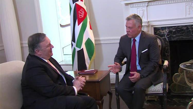 وزير الخارجية الأميركي يبحث فرص السلام بالمنطقة مع ملك الأردن