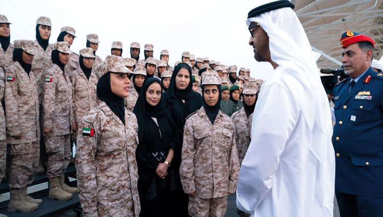 محمد بن زايد: الإمارات جعلت تمكين المرأة وتعزيز دورها أولوية رئيسة