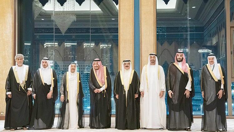 القمة الخليجية تطالب بإجراءات حازمة ضد إيران.. وتؤكد على وحدة الصف وقوة مجلس التعاون