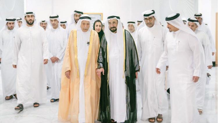 حاكم الشارقة يفتتح الدورة الأولى لـ «الكتاب الإماراتي»