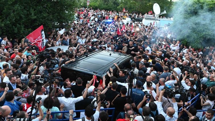 إسطنبول تُسقط أردوغان ثانيةً