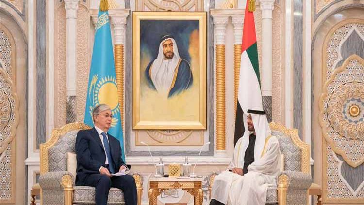 محمد بن زايد ورئيس كازاخستان يشهدان تبادل عدد من مذكرات التفاهم بين البلدين