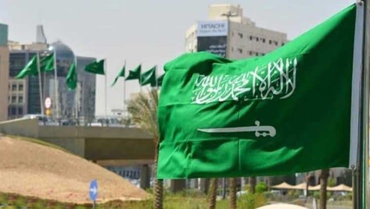 مليون ريال غرامة و5 سنوات سجناً.. السعودية تُعلن عقوبات مخالفي التدابير الوقائية لمواجهة كورونا