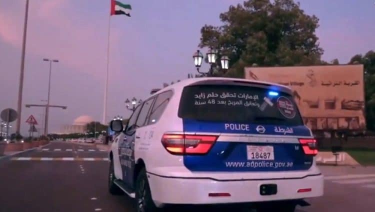 دوريات شرطة أبوظبي تزدان بشعار “مسبار الأمل”