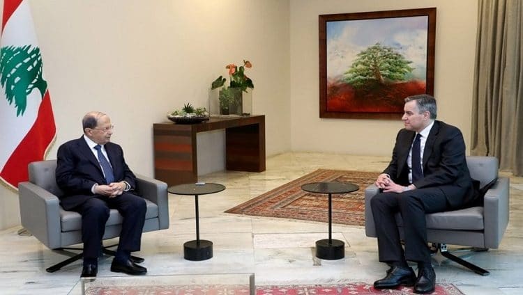 الرئيس اللبناني يقبل اعتذار أديب عن تشكيل الحكومة الجديدة