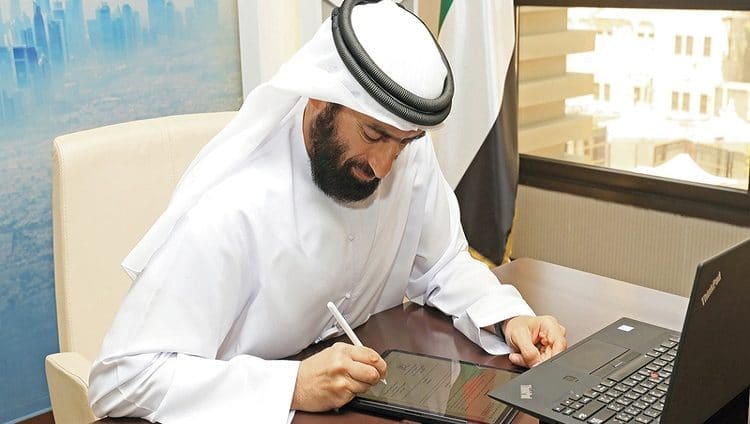 «حكومة دبي» تدرب موظفيها في «مايكروسوفت»