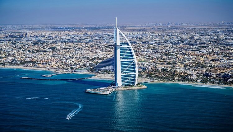 حمدان بن محمد : دبي تقود تعافي حركة السياحة العالمية