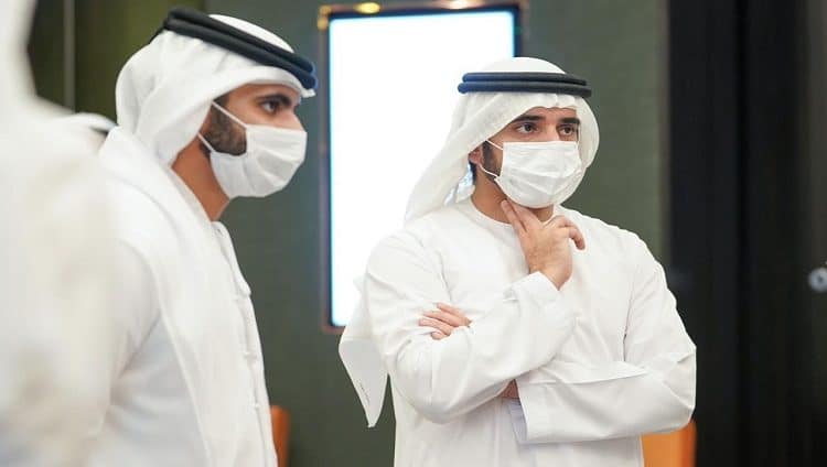 حمدان بن محمد يلتقي أعضاء اللجنة العليا لإدارة الأزمات والكوارث في دبي
