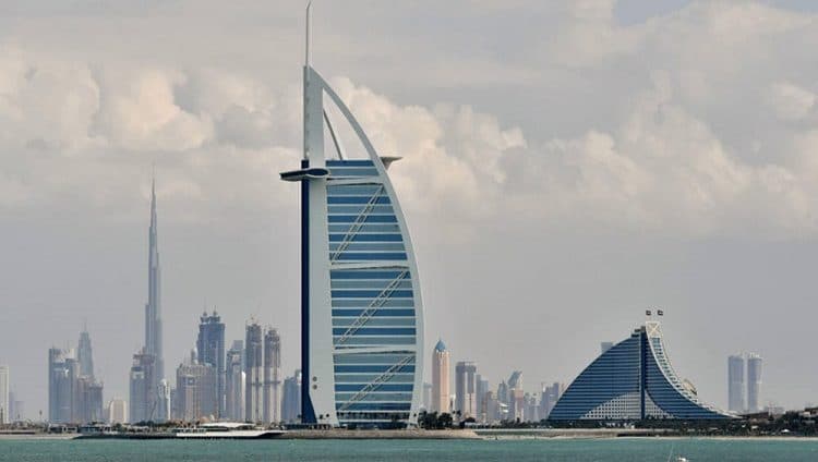 ثروات الأغنياء في دبي تلامس 2 تريليون درهم