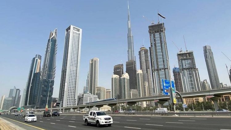 الإمارات.. ودائع البنوك تقفز 76% في 10 سنوات لتلامس 1.9 تريليون درهم