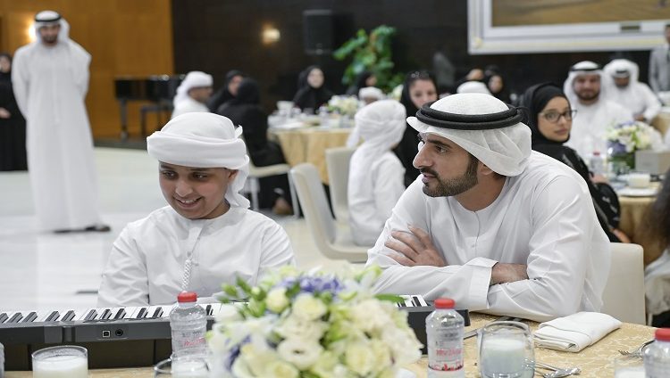 حمدان بن محمد يشارك في مأدبة إفطار لمجموعة من أطفال التوحد وأسرهم