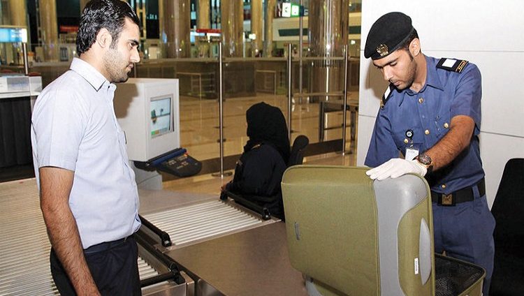 «حكومة الإمارات» تدعو إلى الإفصاح عن الأموال النقديـة عنـد السفر
