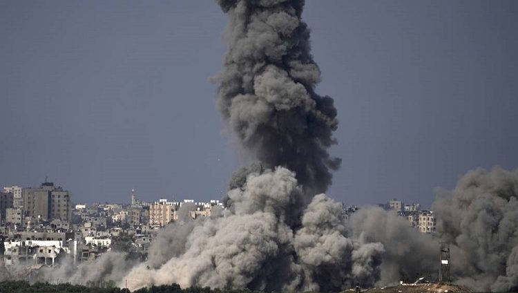 تصعيد إسرائيلي يرفع القتلى والمصابين في غزة إلى 17 ألفاً