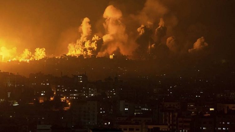 غزة.. 2329 ضحية و9714 جريحاً في القصف الإسرائيلي