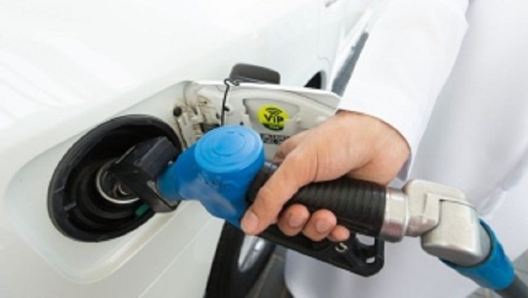 انخفاض أسعار الوقود خلال ديسمبر