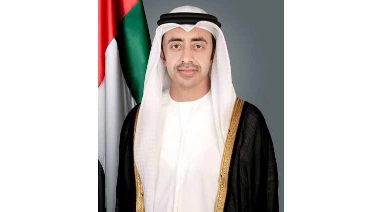 عبدالله بن زايد يهنئ هاتفياً وزير خارجية الكويت