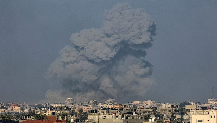 إسرائيل تركز عملياتها في جنوب غزة وسط خلاف مع واشنطن حول قيام دولة فلسطينية