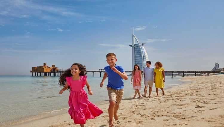 انتعاش كبير لفنادق دبي في 2023 بمستويات تتجاوز 2019