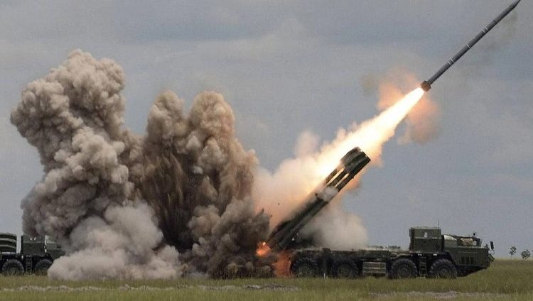 أوكرانيا: روسيا قصفت منشآت طاقة وأسقطنا 21 من بين 34 صاروخاً