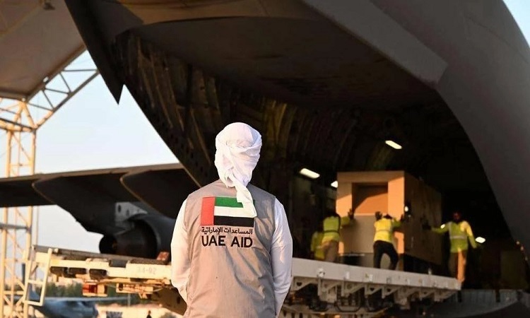 «طيور الخير» تنفذ الإسقاط الجوي الـ 48 للمساعدات الإغاثية على شمال غزة