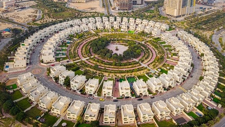150 مليار درهم مبيعات عقارات دبي في 100 يوم