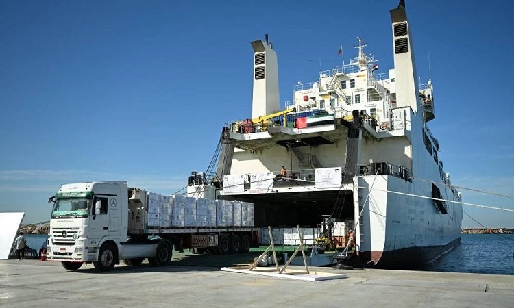سفينة مساعدات إماراتية جديدة إلى غزة تبحر من ميناء لارنكا