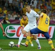 بطولة أوروبا لكرة القدم 2012: فرنسا إلى دور الثمانية رغم هزيمتها أمام السويد