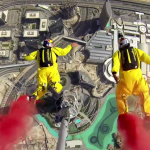 بالفيديو: تسجيل رقم قياسي جديد لقفزة ثنائية من قمة برج خليفة