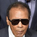 «محمد كلاي» يخرج من مستشفى بعد علاجه من عدوى