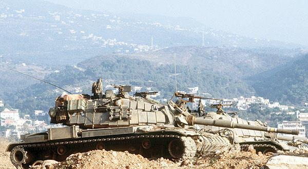 وثائق سرّية: إسرائيل خططت لاحتلال بيروت وتدمير القوات السورية في لبنان عام 1982