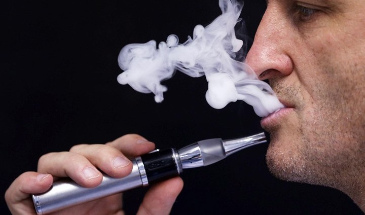 السجائر «الإلكترونية» تضعف مناعة الجهاز التنفسي