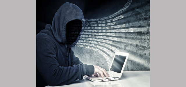 خبراء أمن معلومات يقدمون نصائح للشركات لحماية البيانات من الهجمات الإلكترونية