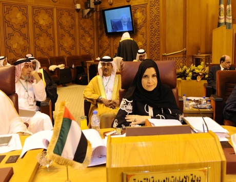 «البرلمان العربي» يطالب بتوحيد التشريعات لتعرية الإرهاب دينياً وإعلامياً