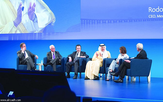 سلطان بن سلمان: سنعيد التأشيرات السياحية لفئات وجنسيات مختارة