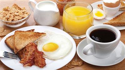 دراسة: تناول «وجبتي إفطار» صباحا يساعد على فقدان الوزن!