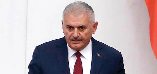 رئيس وزراء تركيا يؤكد أن عمليات التطهير لم تنتهِ بعد