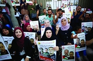 الاحتلال يقر إنشاء مبنى تهويدي في «البراق»