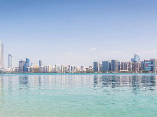 الإمارات تمتلك احتياطيات تحد من تداعيات أسعار النفط