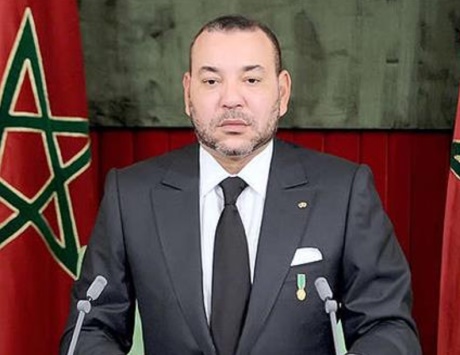العاهل المغربي يندد بالإرهاب ويؤكد براءة الإسلام من القتل والتطرف