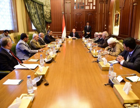 الحكومة اليمنية للحسم العسكري إذا رفض الانقلابيون خطة كيري