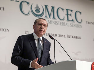 اردوغان يهدد بفتح الحدود أمام اللاجئين للتوجه إلى أوروبا
