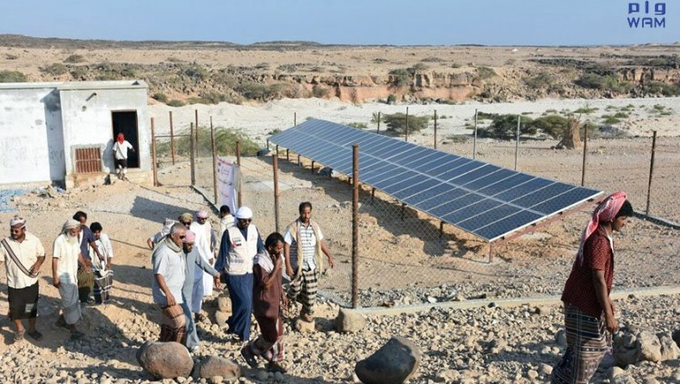 الهلال الأحمر الإماراتي تفتتح مشروع توريد مياه بالطاقة الشمسية بحضرموت