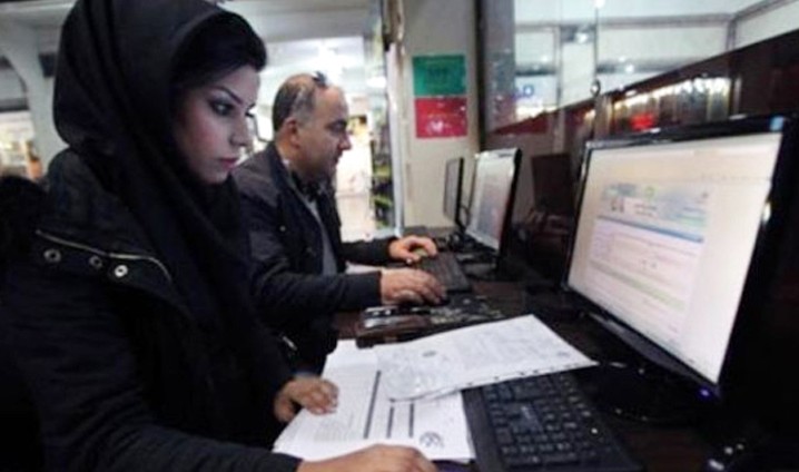 إيران تحجب أسبوعياً 14 ألف موقع وحساب عبر الإنترنت