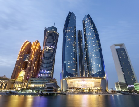 «الإيكونوميست»: انفتاح الإمارات يعزز تنويع مصادر النمو