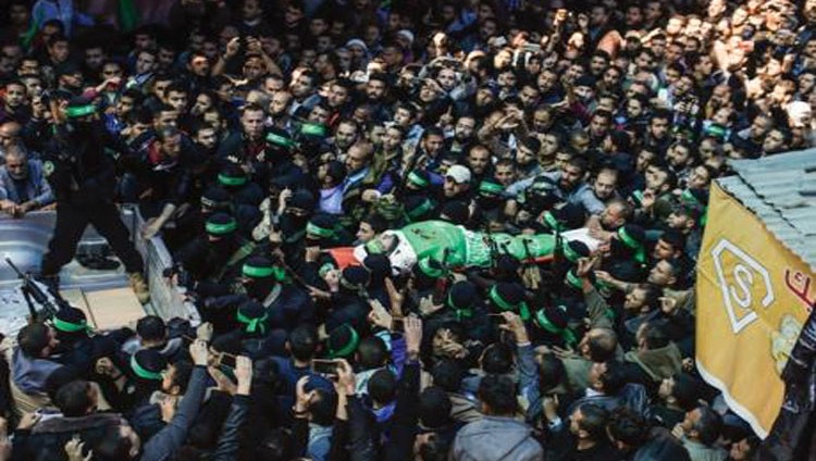 غزة تشيّع فقهاء .. و«حماس» تحمِّل «إسرائيل» مسؤولية اغتياله
